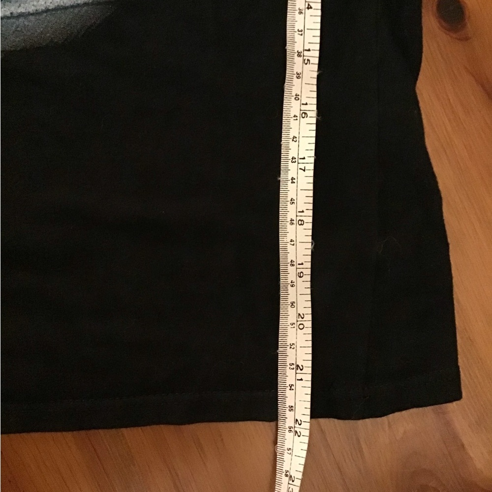 FRIENDS T-SHIRT - Picture 5 of 5